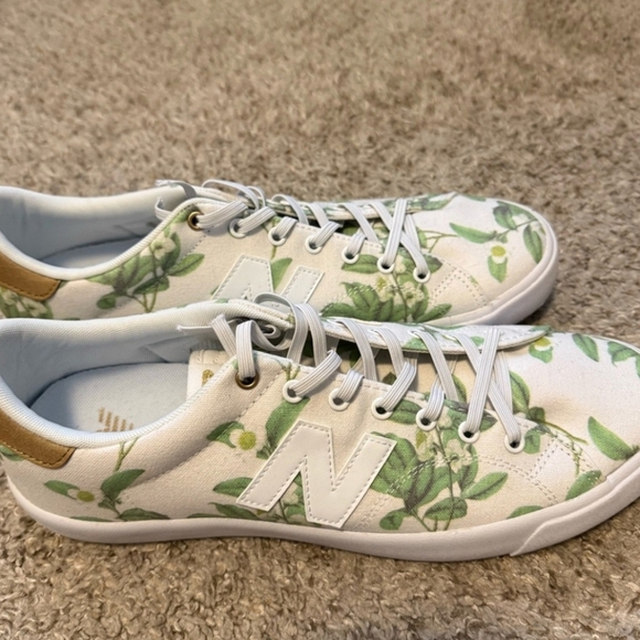 New Balance Other - New Balance 210 - Floral